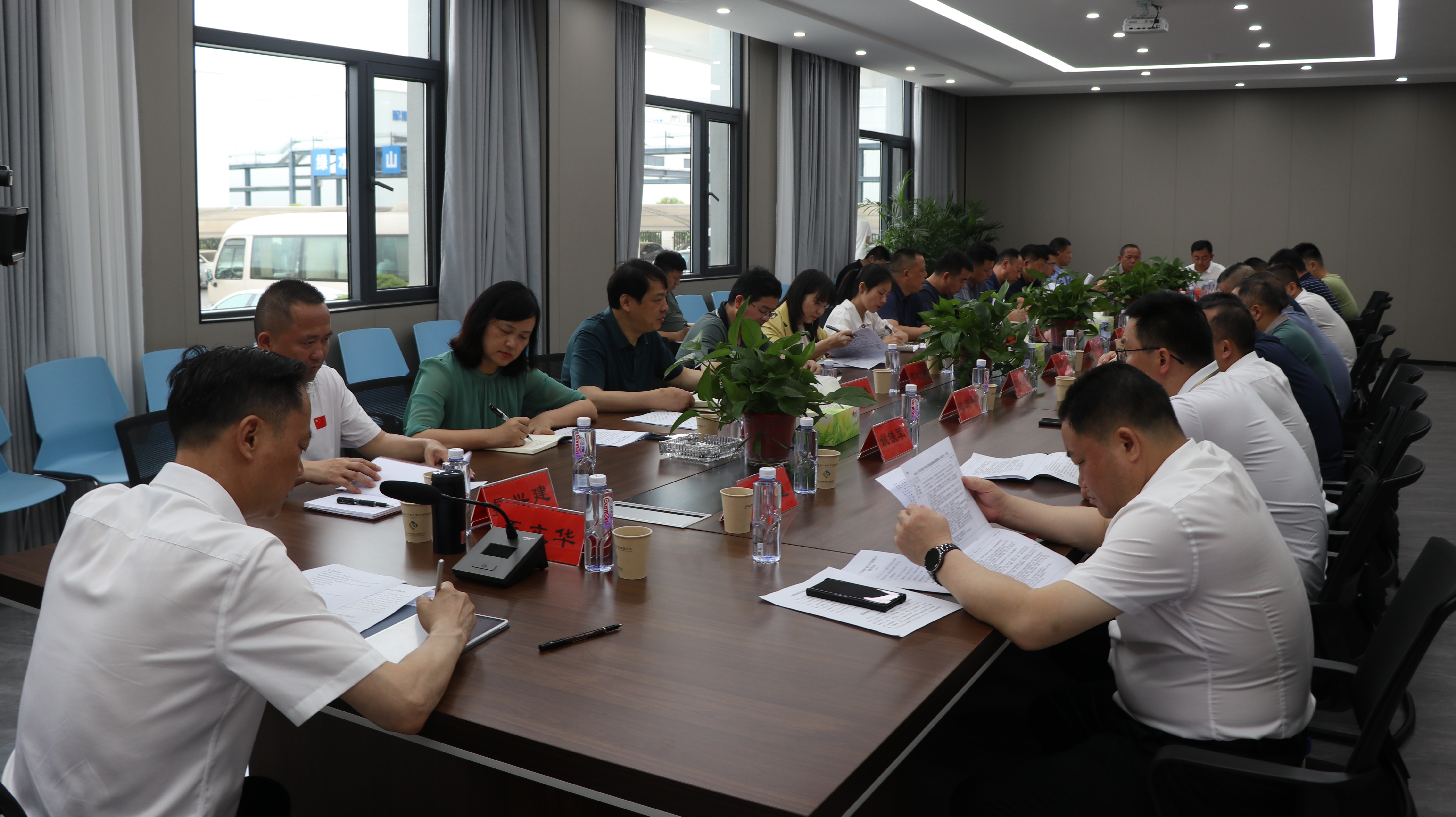 书记工业园.jpg0.jpg
