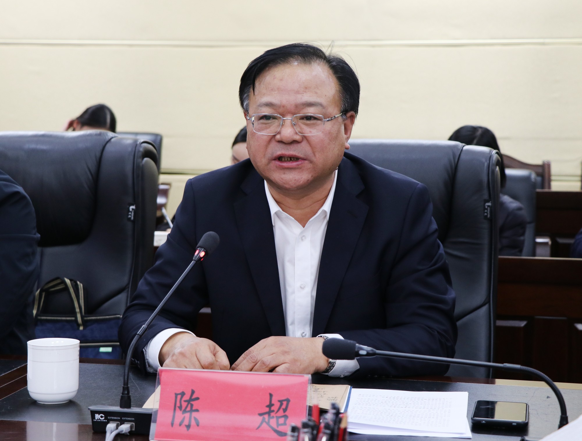 书记签约.jpg2.jpg