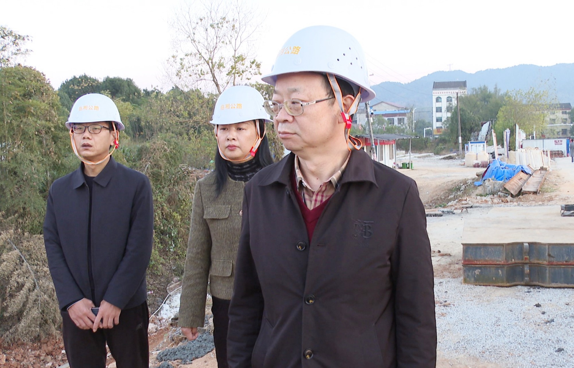 羊楼司和平公路006_副本.jpg